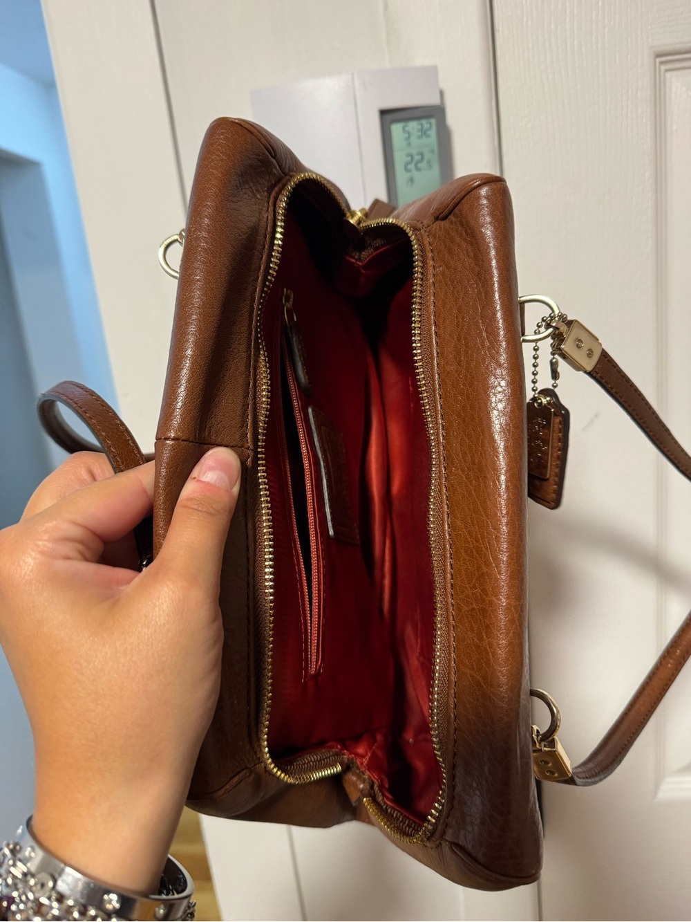 Classic Brown Leather Satchel Handbag - Picture 5 of 10